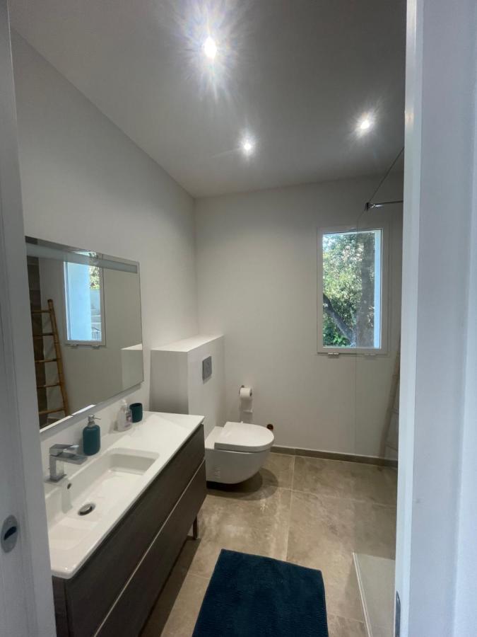 Appartement A 2Mn De La Plage Du Ruppione Pietrosella Exteriör bild